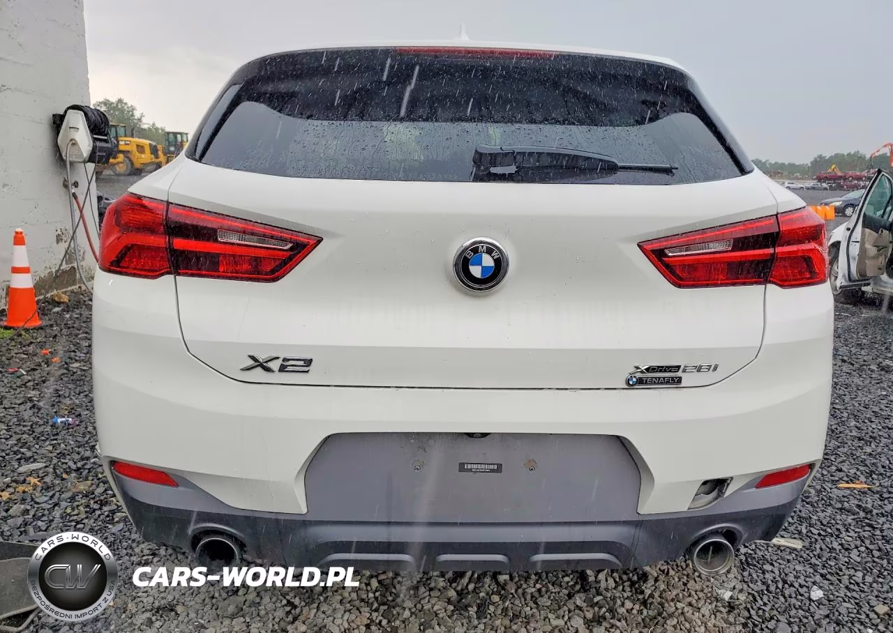 2018 BMW X2 xDrive28I VIN:WBXYJ5C30JEF74997 - 6