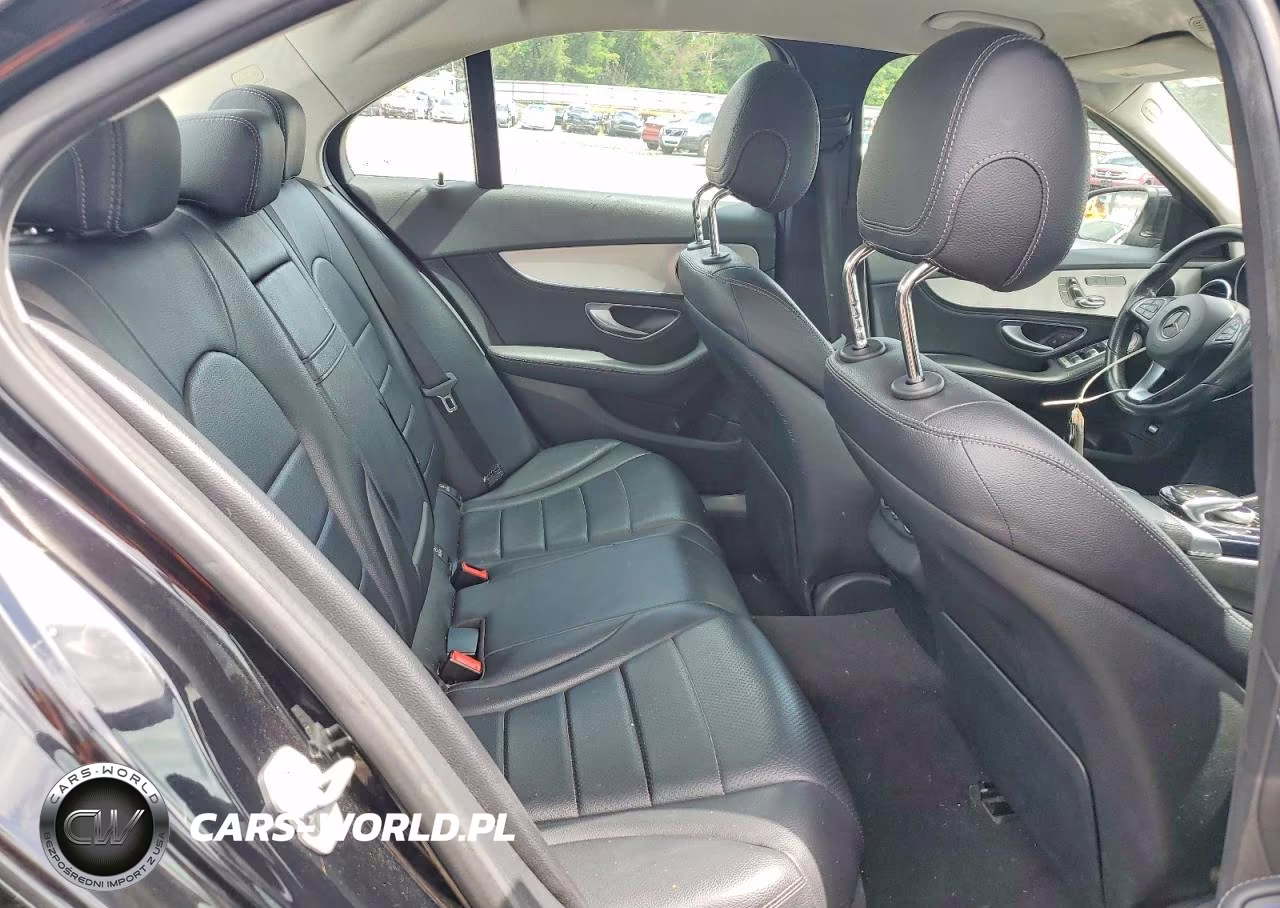 2015 Mercedes-Benz C 300 4Matic VIN:55SWF4KB2FU067318 - 10