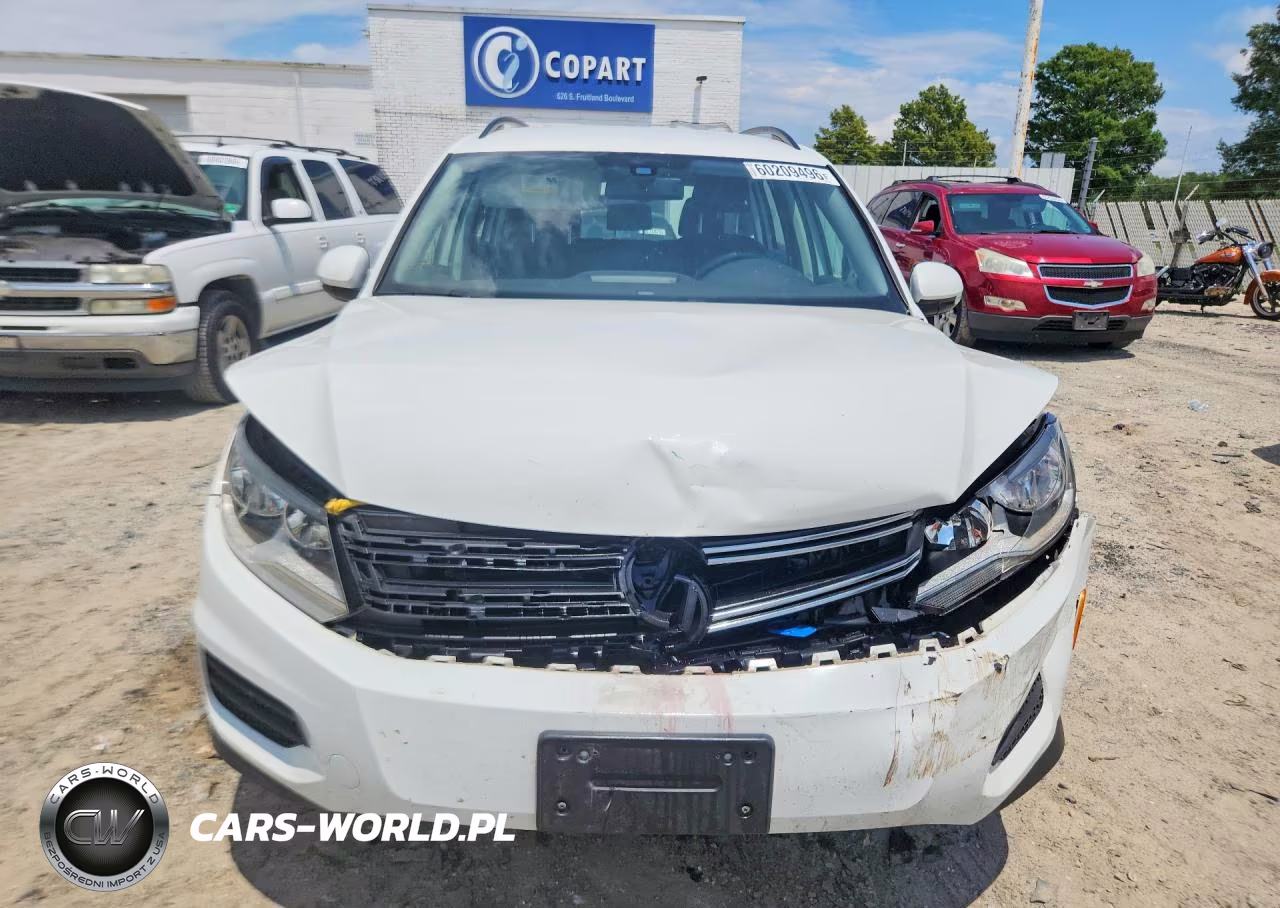 2017 Volkswagen Tiguan S VIN:WVGBV7AX2HK000267 - 5