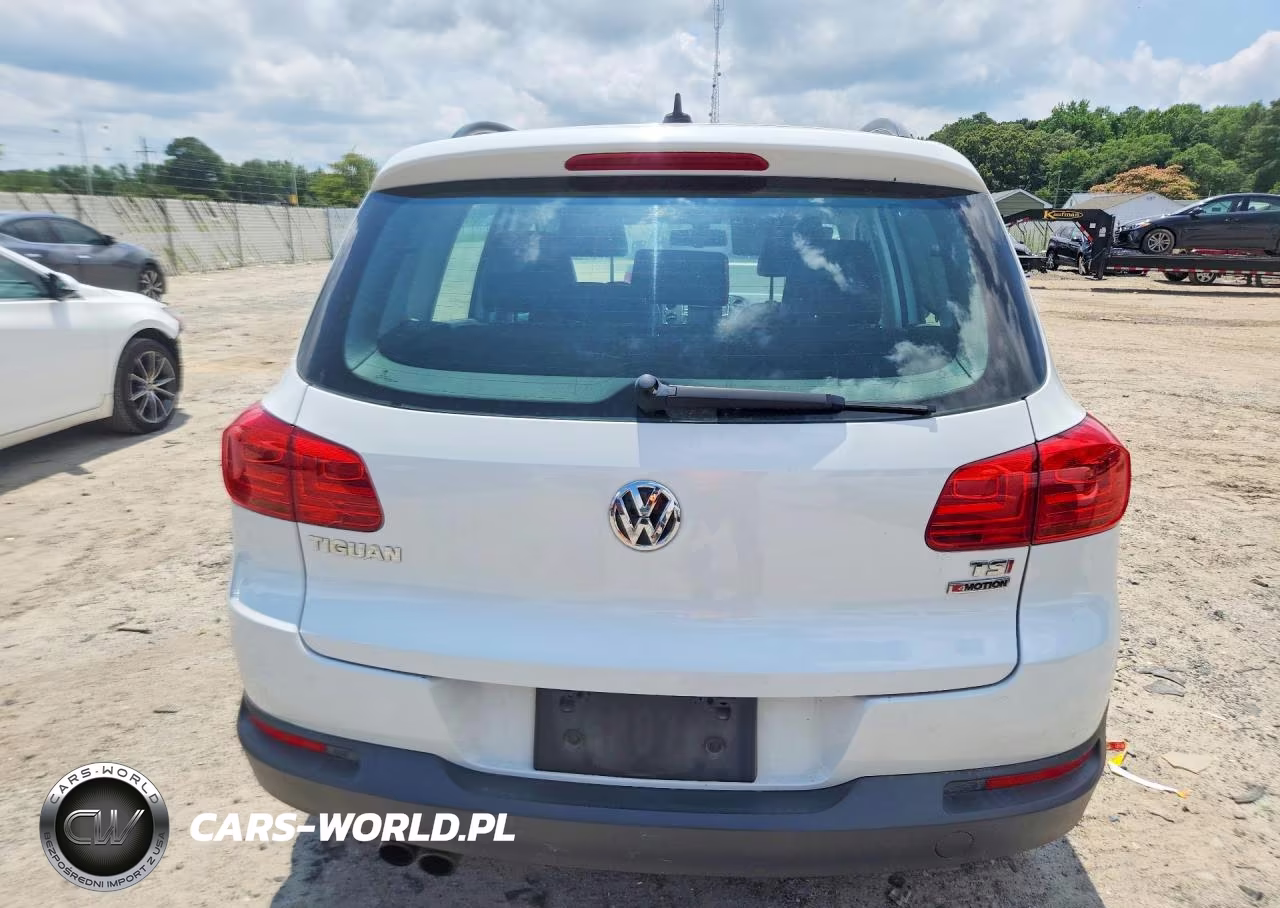 2017 Volkswagen Tiguan S VIN:WVGBV7AX2HK000267 - 6