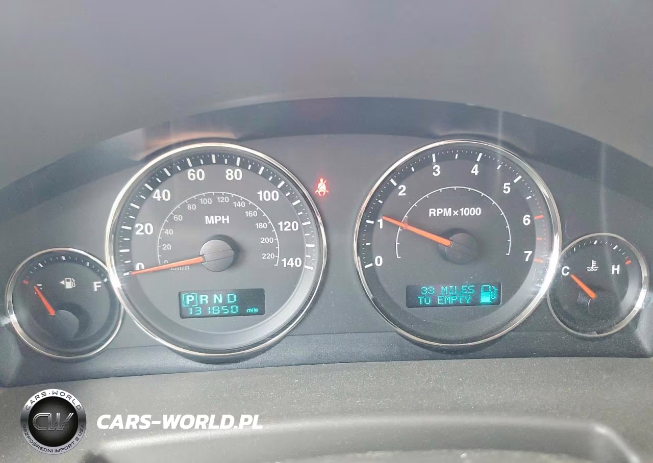2006 Jeep Commander VIN:1J8HG48N56C104926 - 9