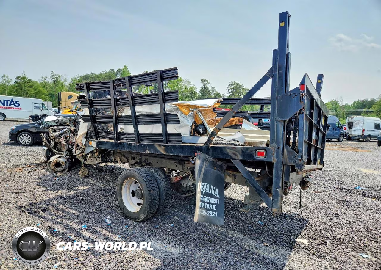 2018 Ford F550 Super Duty Flatbed Truck VIN:1FDUF5GT4JDA01395 - 2
