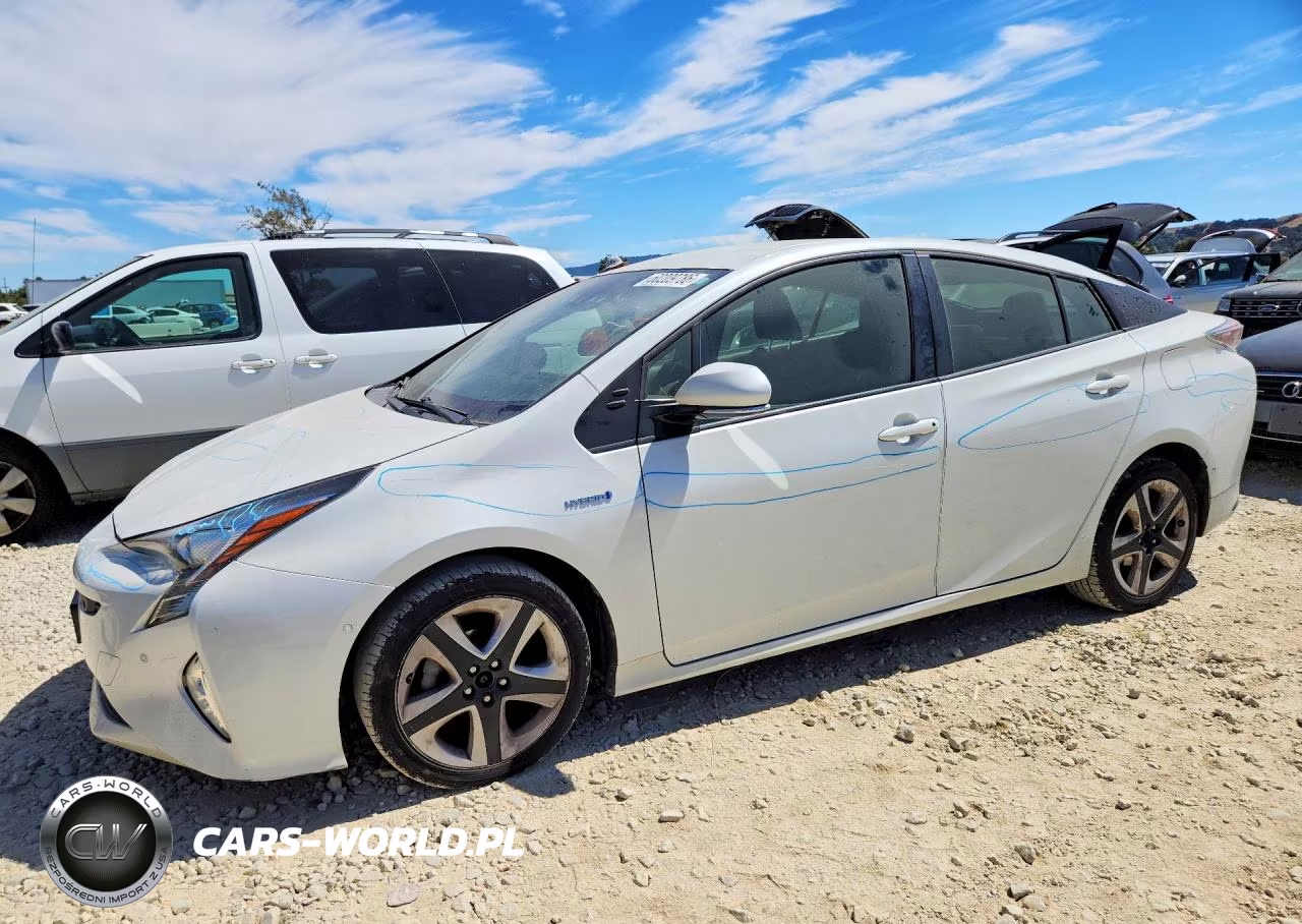 2017 Toyota Prius Three Touring – zdjęcie 1 z 12