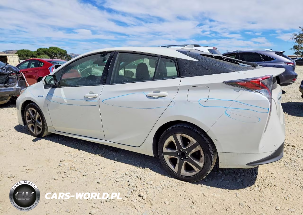 2017 Toyota Prius Three Touring VIN:JTDKARFU0H3048631 - 2
