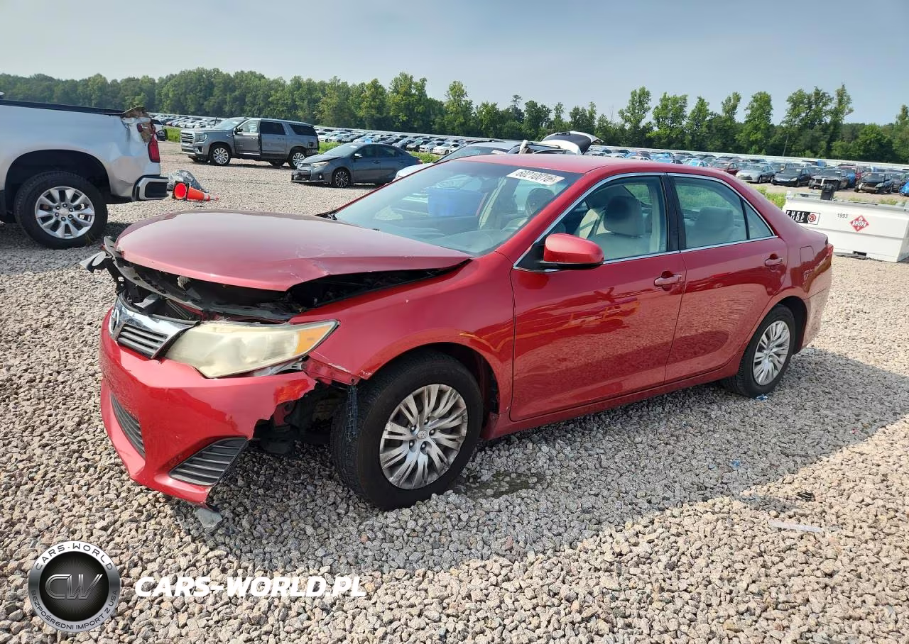 2014 Toyota Camry L – zdjęcie 1 z 12