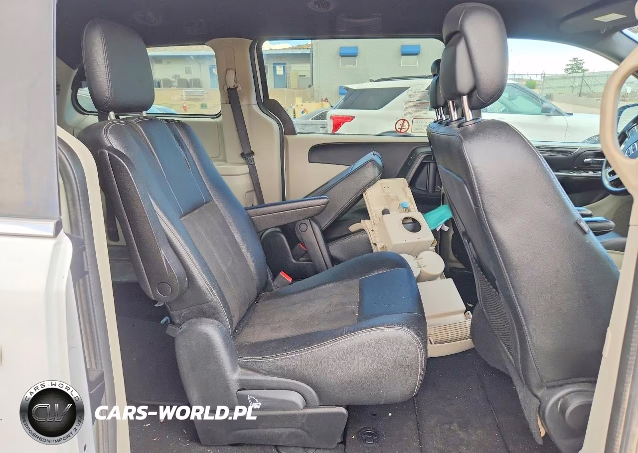 2019 Dodge Grand Caravan Sxt VIN:2C4RDGCG9KR807672 - 10