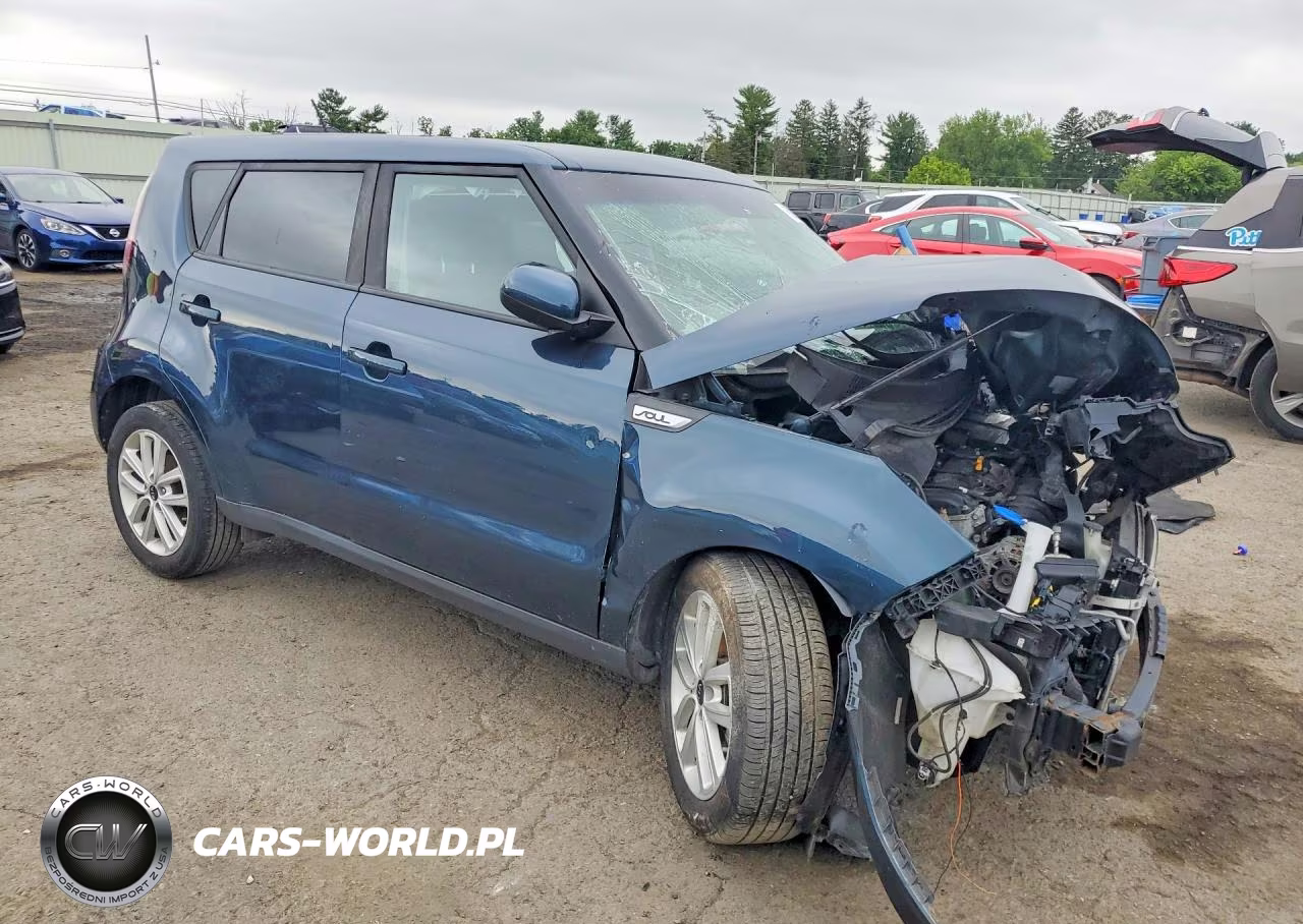 2018 Kia Soul + VIN:KNDJP3A50J7592598 - 4