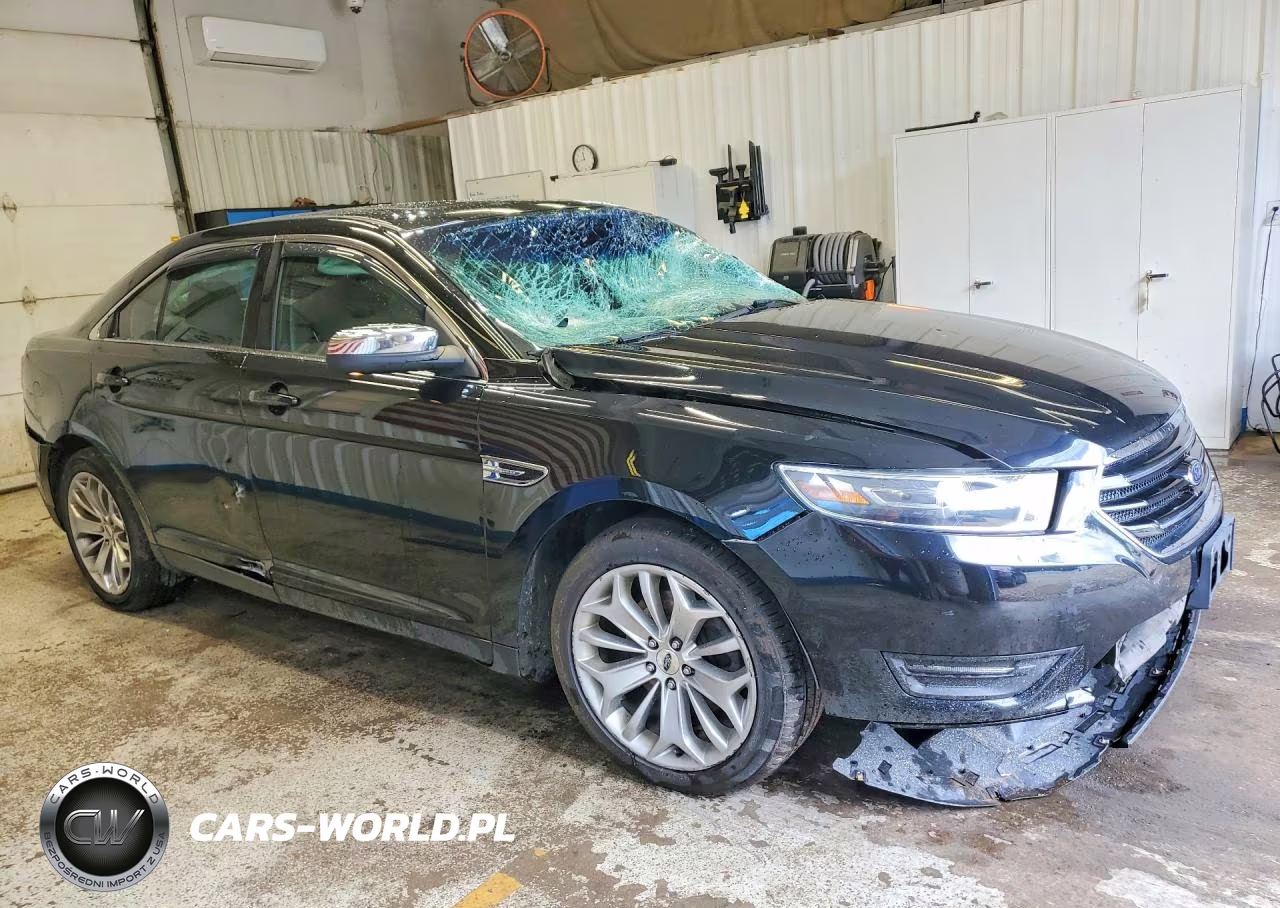2017 Ford Taurus Limited VIN:1FAHP2F80HG114905 - 4