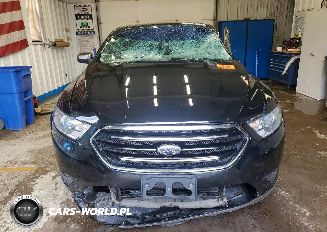 2017 Ford Taurus Limited VIN:1FAHP2F80HG114905 - 5