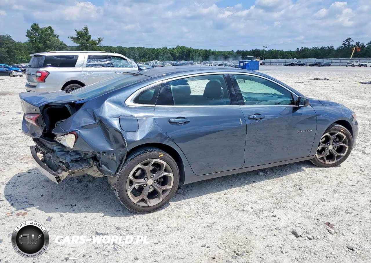 2020 Chevrolet Malibu Lt VIN:1G1ZD5ST4LF102640 - 3