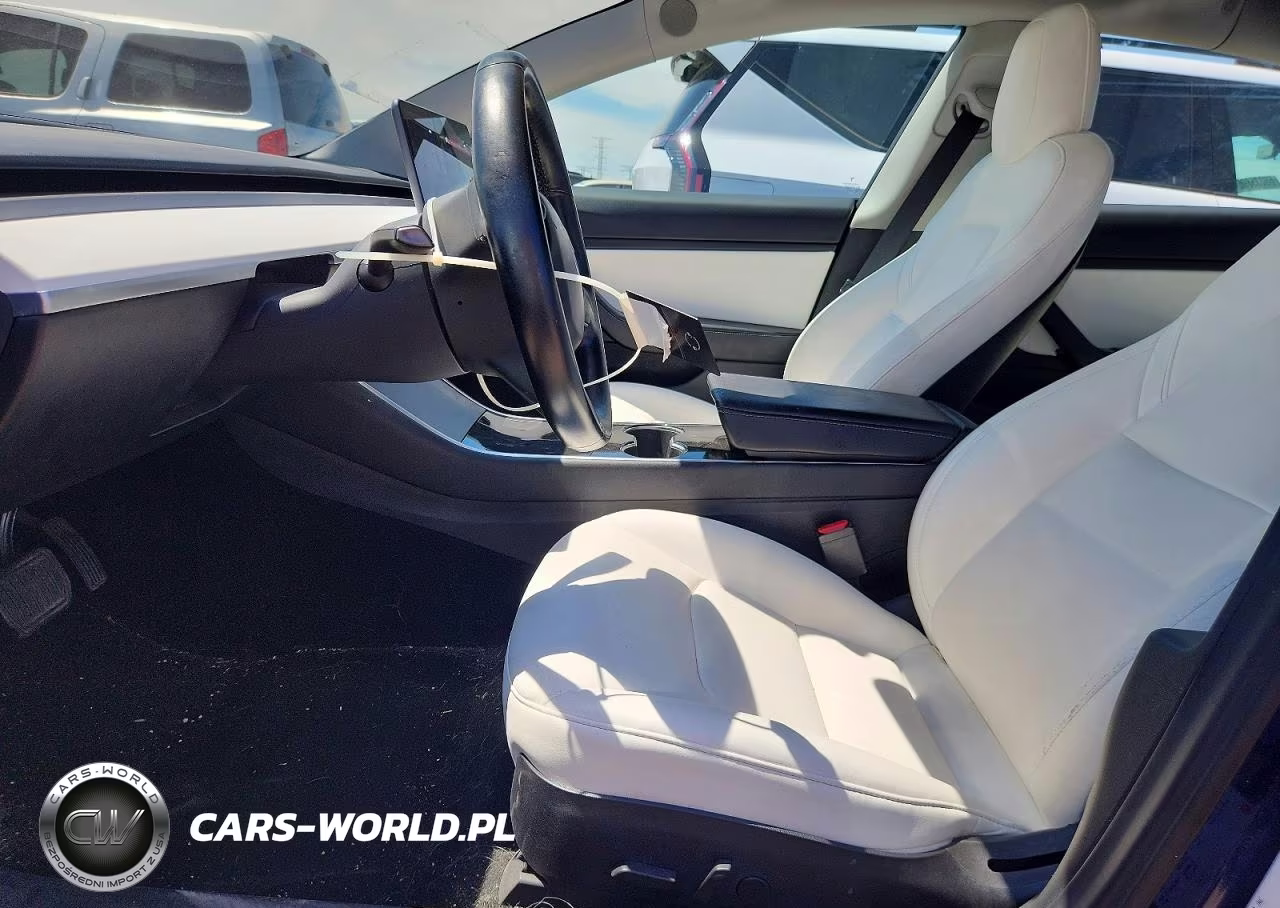 2018 Tesla Model 3 VIN:5YJ3E1EB2JF086204 - 7