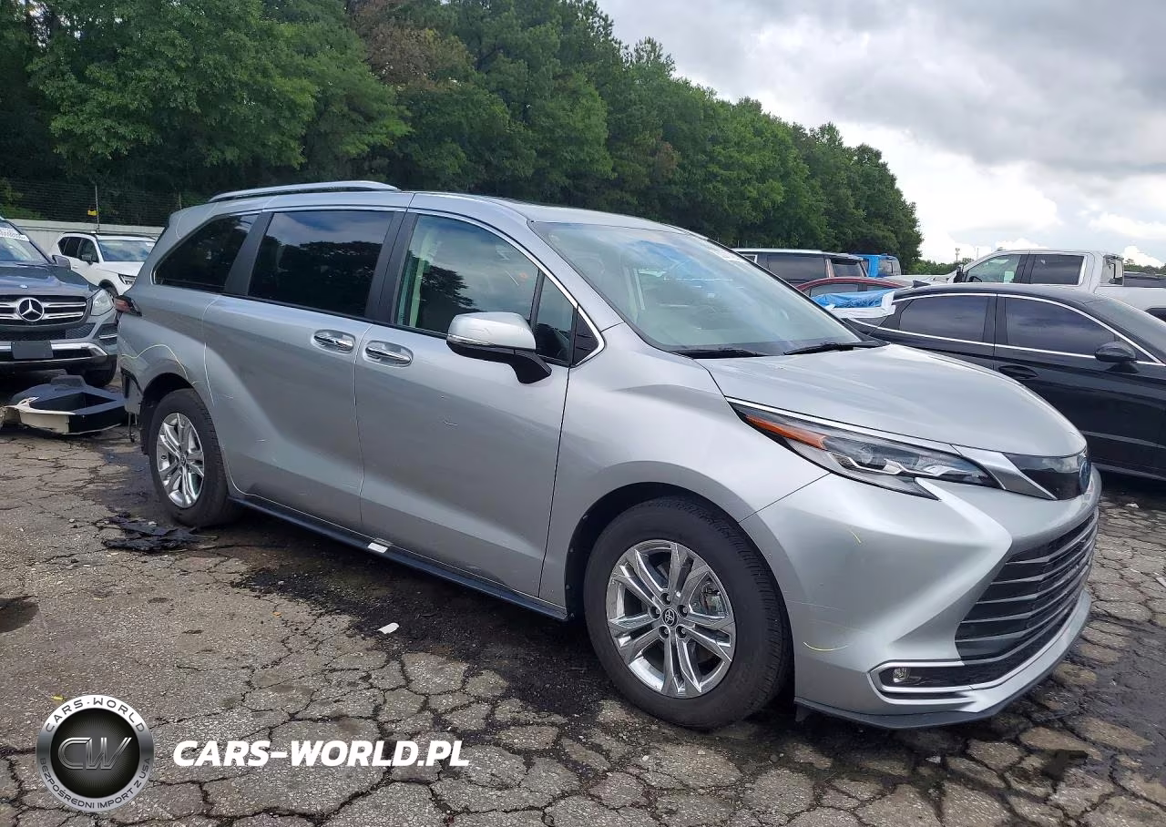 2023 Toyota Sienna Platinum 7-Passenger VIN:5TDESKFC2PS085380 - 4