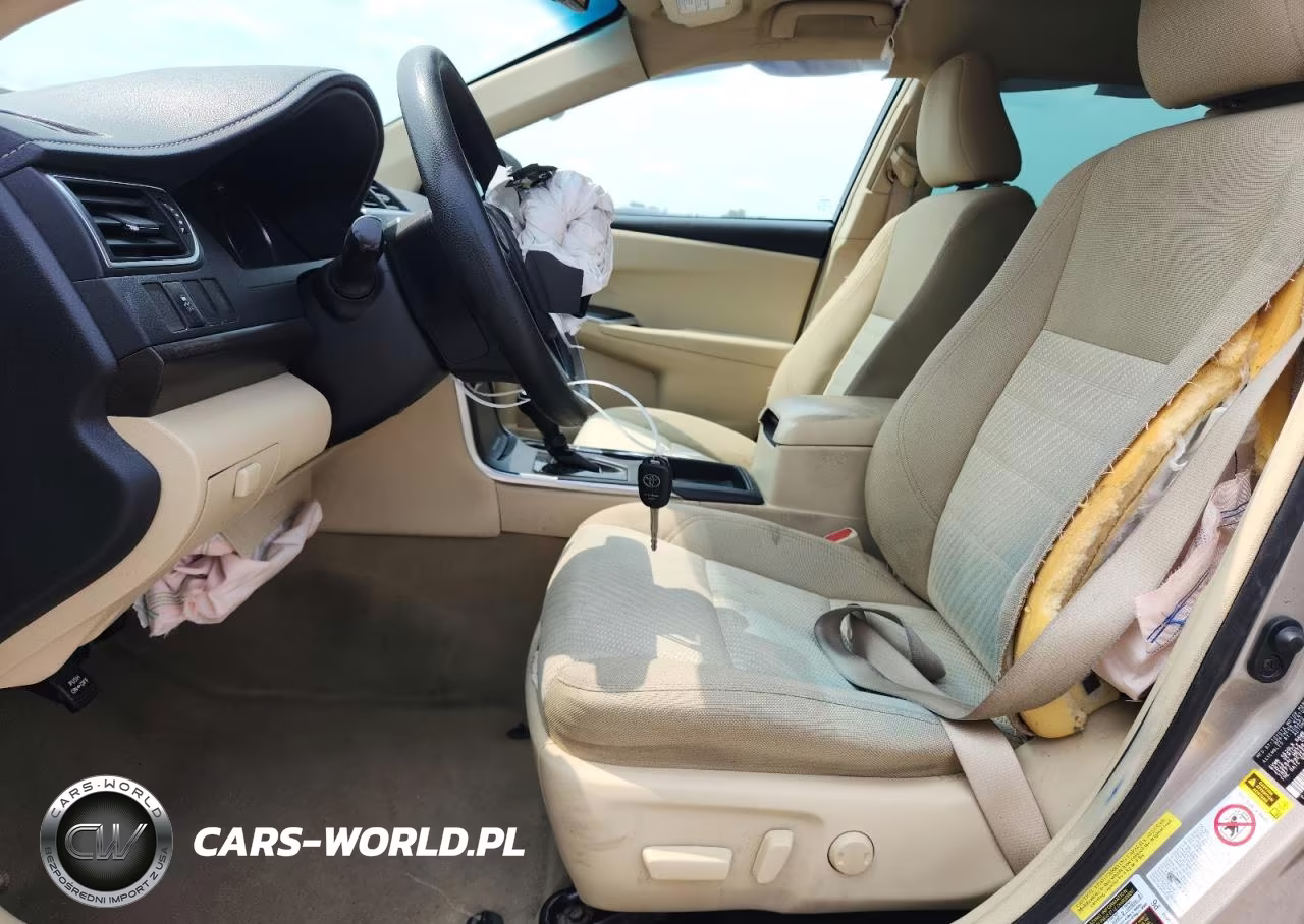 2016 Toyota Camry Le VIN:4T4BF1FKXGR553832 - 7