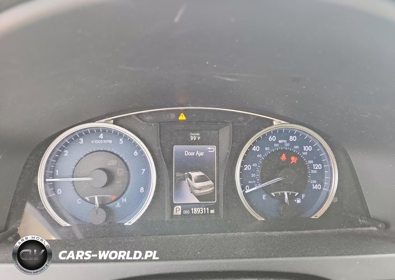 2016 Toyota Camry Le VIN:4T4BF1FKXGR553832 - 9
