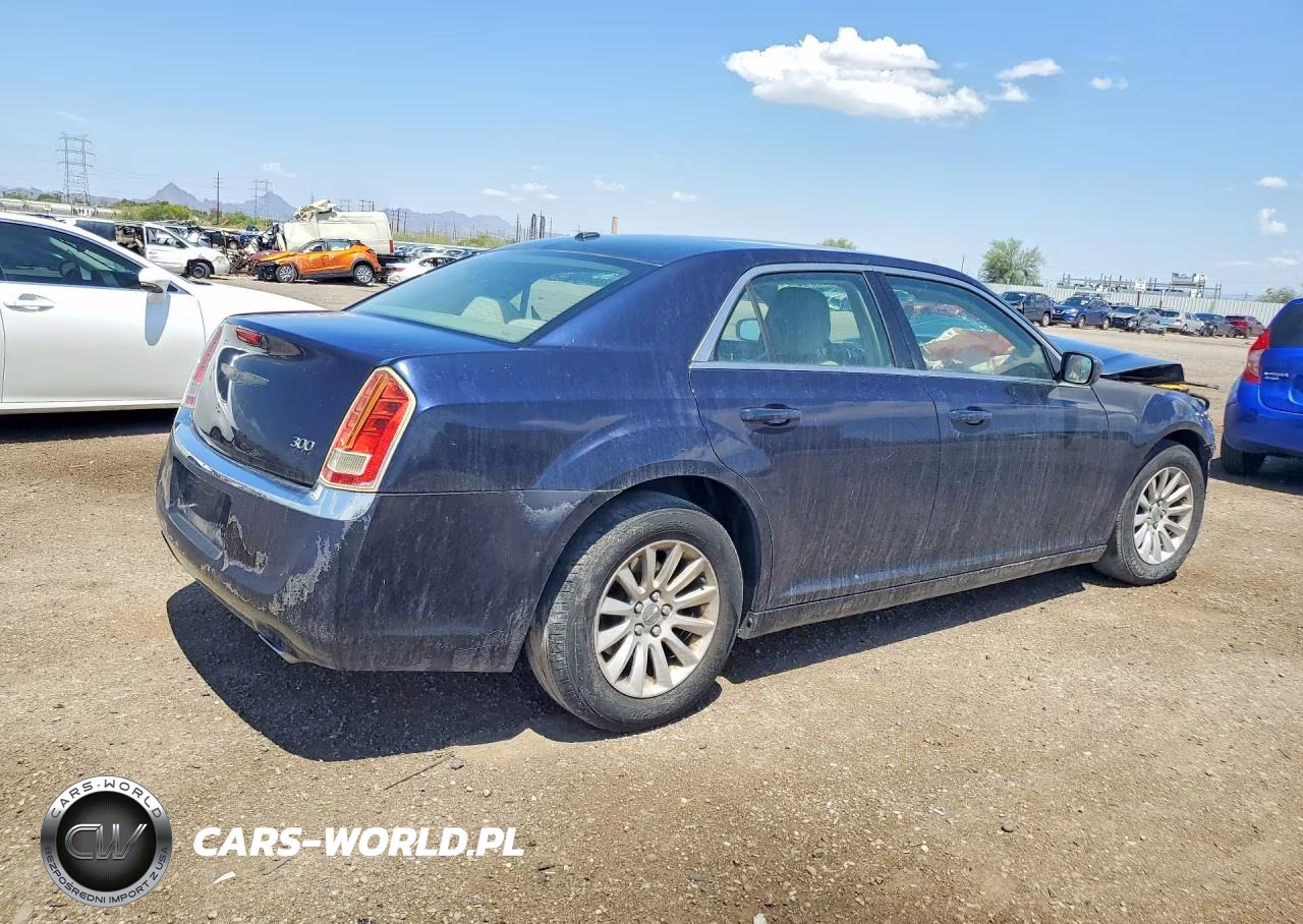 2012 Chrysler 300 VIN:2C3CCAAG7CH181642 - 3