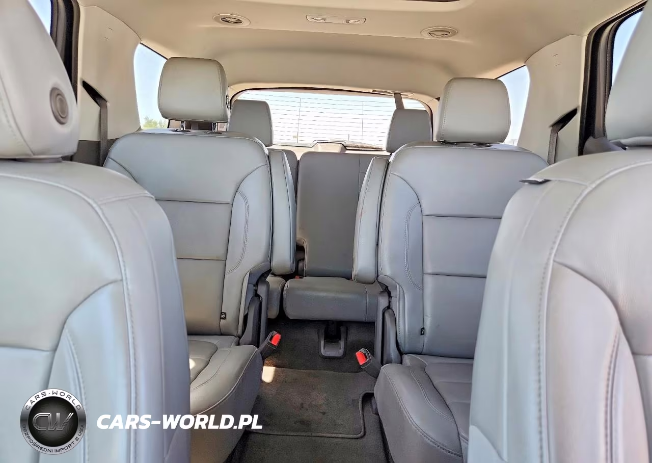 2018 Chevrolet Traverse Lt VIN:1GNEVHKW3JJ281639 - 10