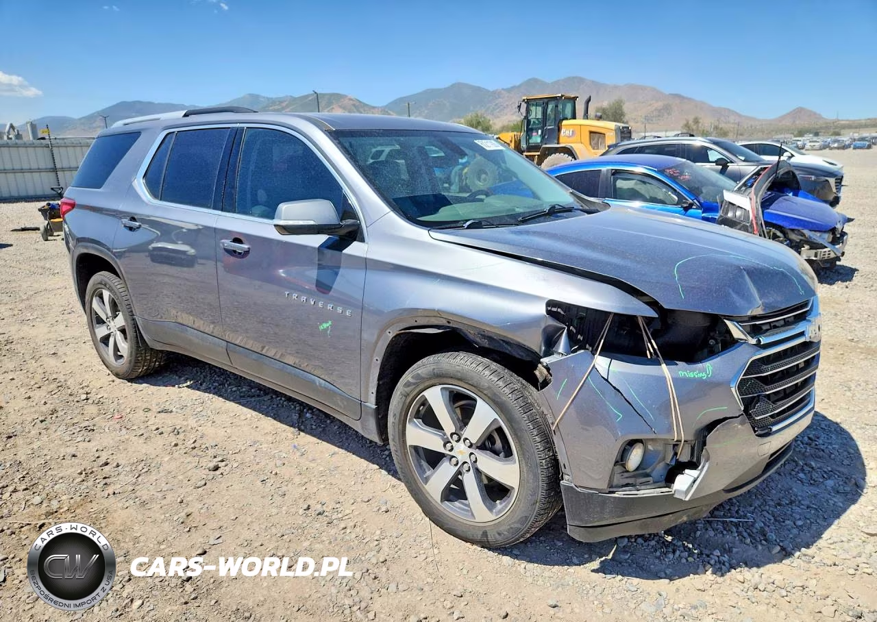2018 Chevrolet Traverse Lt VIN:1GNEVHKW3JJ281639 - 4