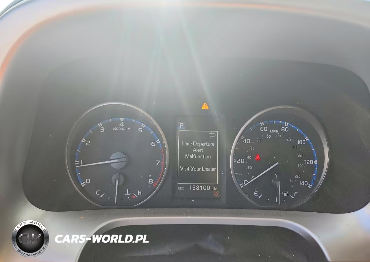 2017 Toyota Rav4 Xle VIN:JTMWFREV7HJ107487 - 9
