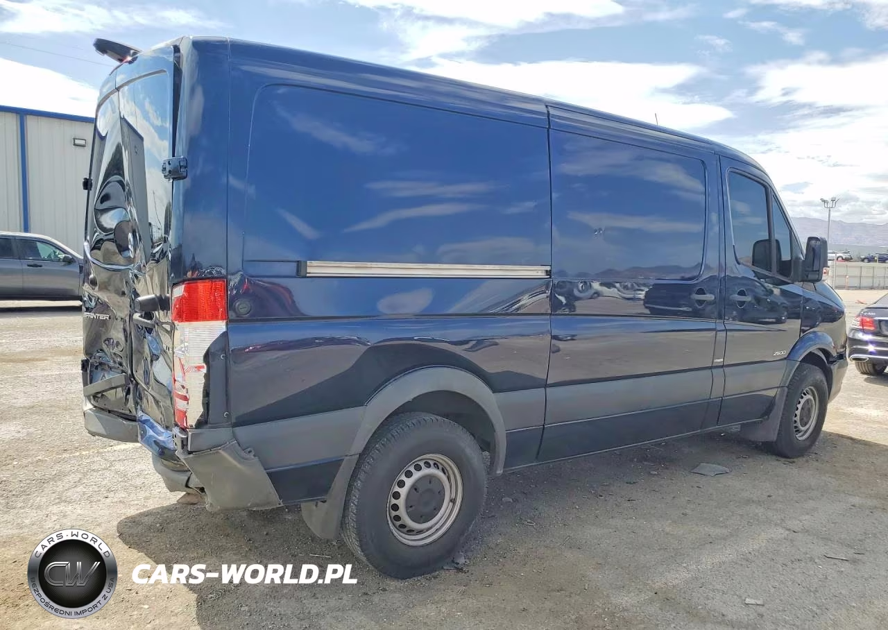 2016 Mercedes-Benz Sprinter 2500 VIN:WD3PE7DD4GP272892 - 3