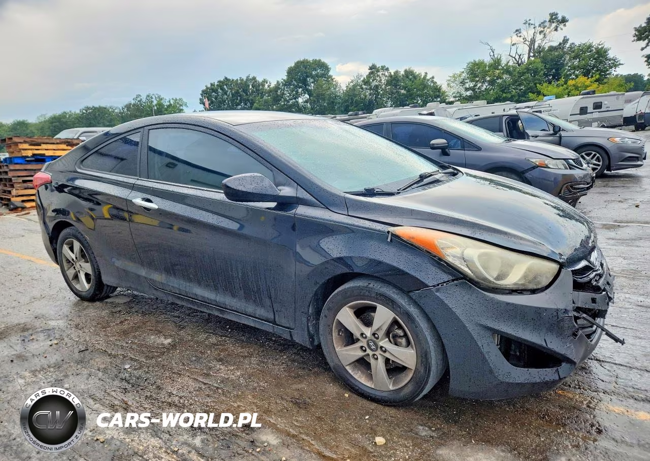 2013 Hyundai Elantra Coupe Gs VIN:KMHDH6AE2DU009381 - 4