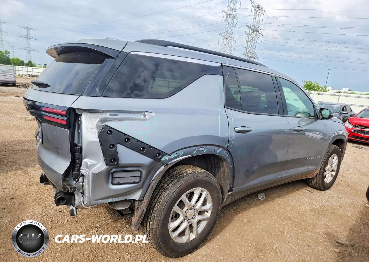 2025 Chevrolet Traverse Lt VIN:1GNEVGRS3SJ165064 - 3