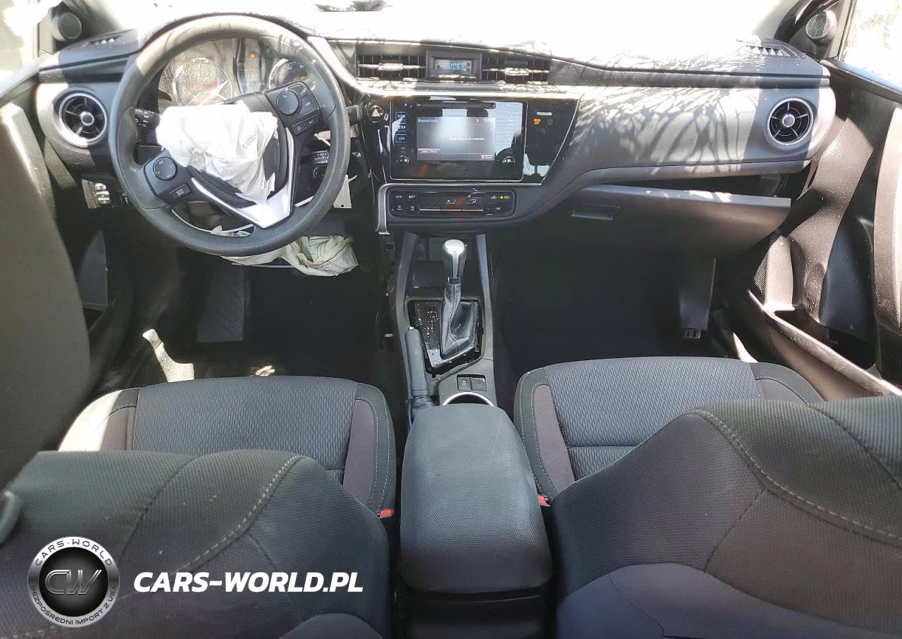 2017 Toyota Corolla Le VIN:5YFBURHE3HP700873 - 8