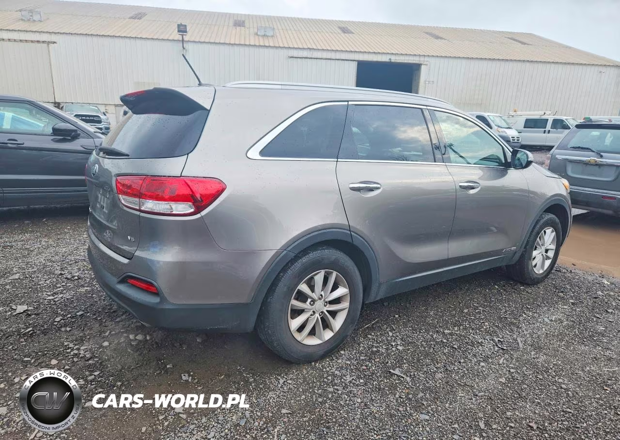 2018 Kia Sorento Lx V6 VIN:5XYPGDA54JG413286 - 3