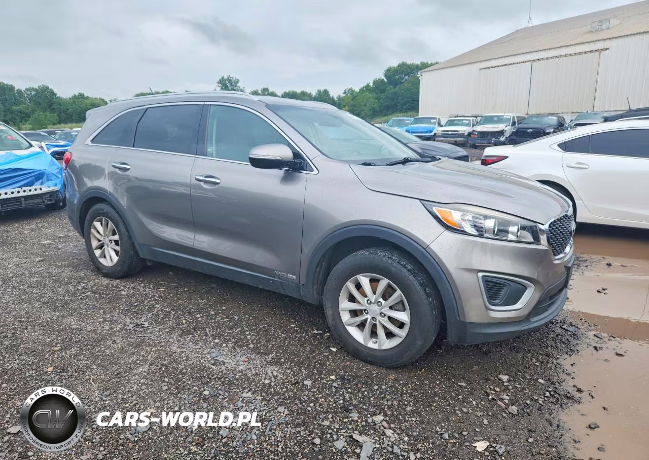 2018 Kia Sorento Lx V6 VIN:5XYPGDA54JG413286 - 4