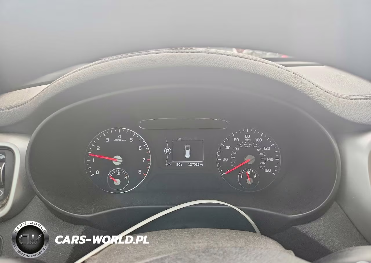 2018 Kia Sorento Lx V6 VIN:5XYPGDA54JG413286 - 9