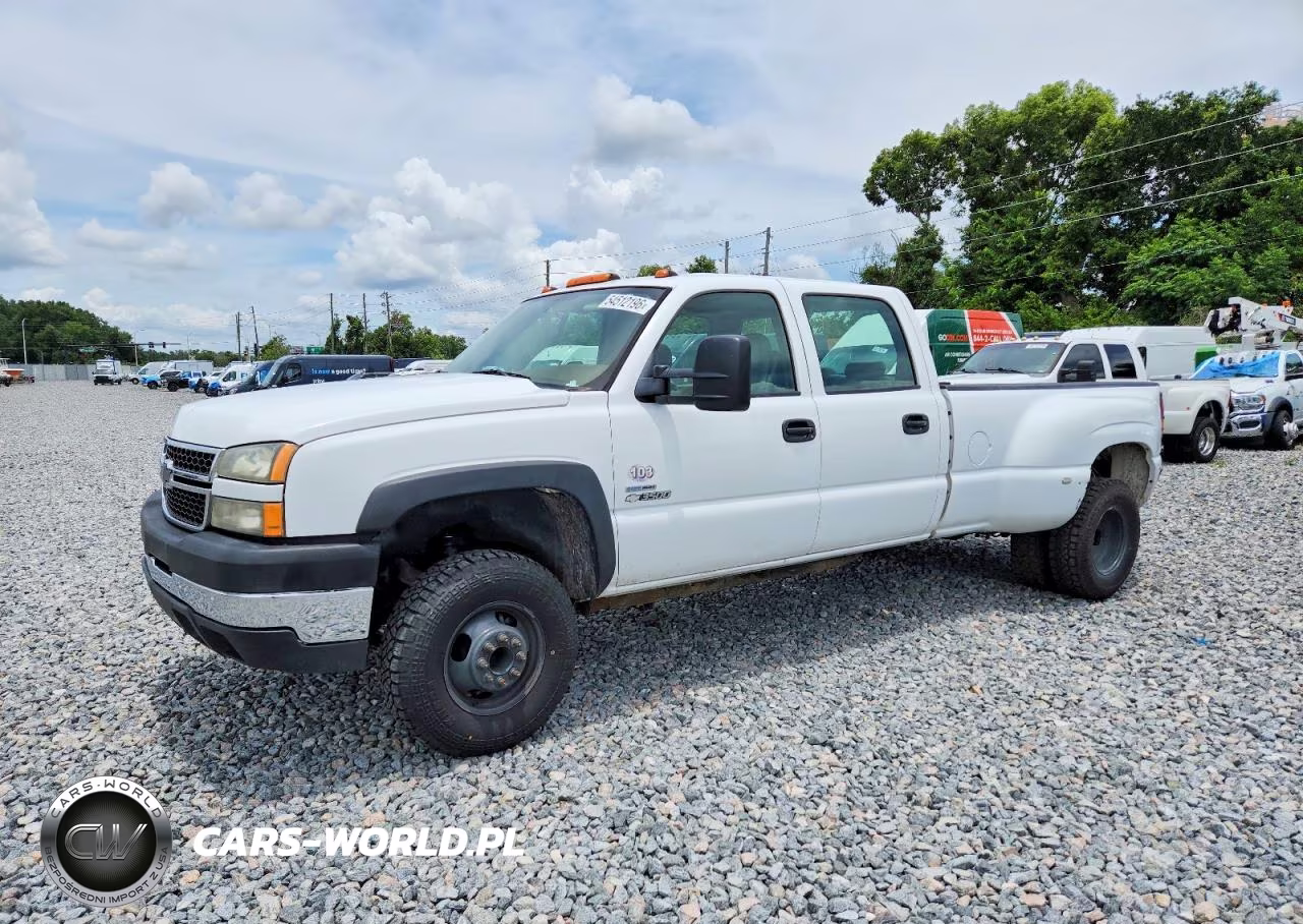 2007 Chevrolet Silverado C3500 VIN:1GCJC33D17F175103 - 2