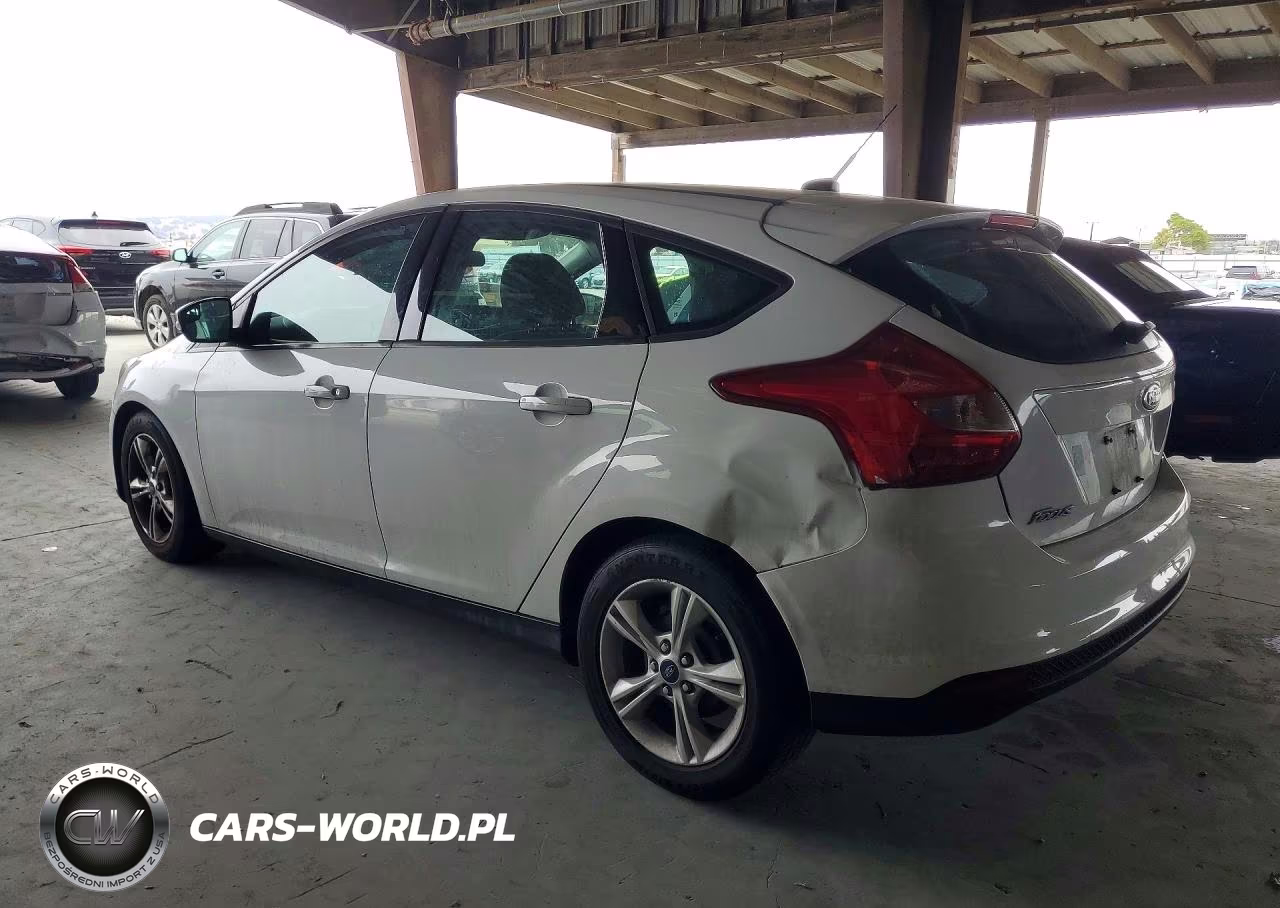 2014 Ford Focus Se VIN:1FADP3K24EL322438 - 2