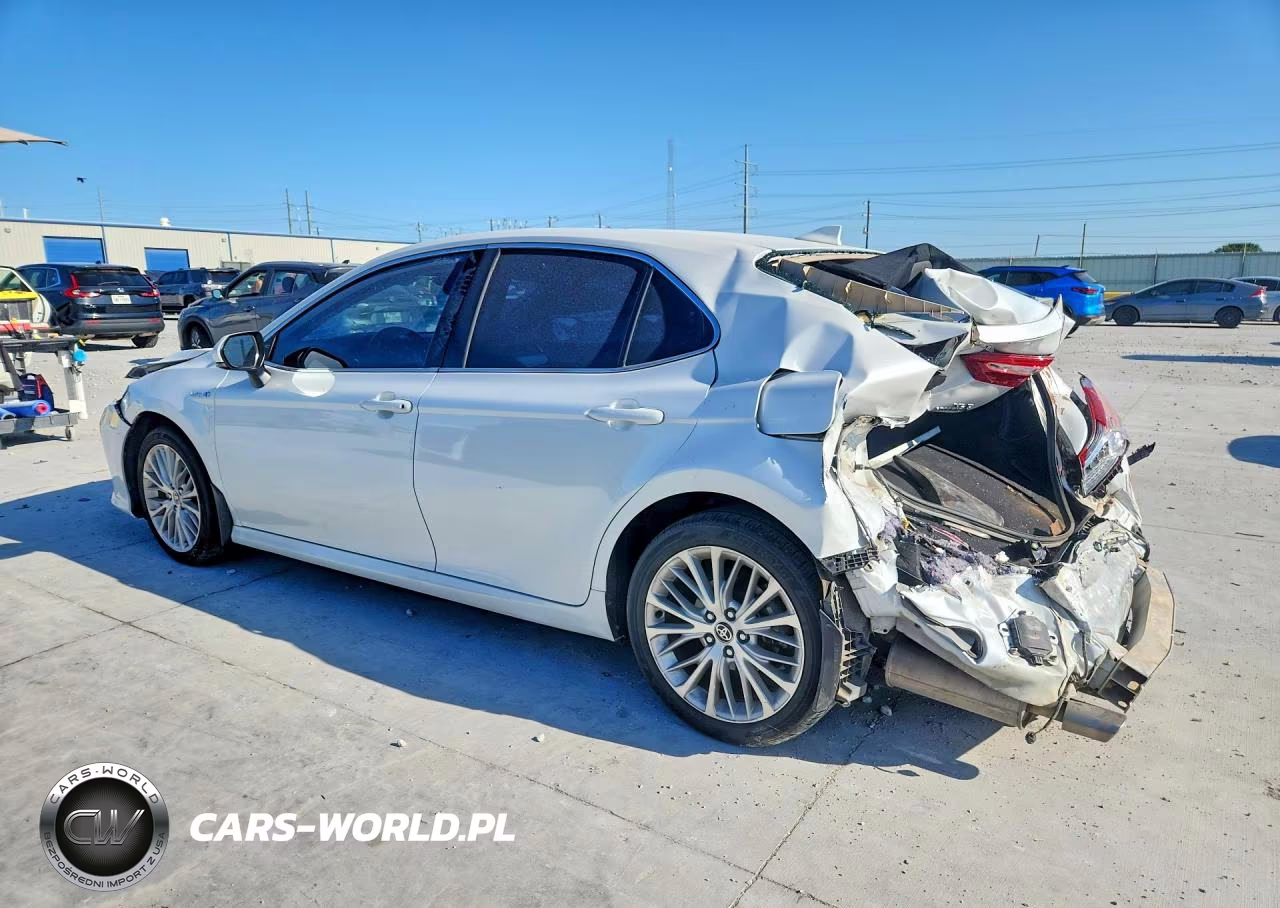 2020 Toyota Camry Xle VIN:4T1F31AK3LU541186 - 2