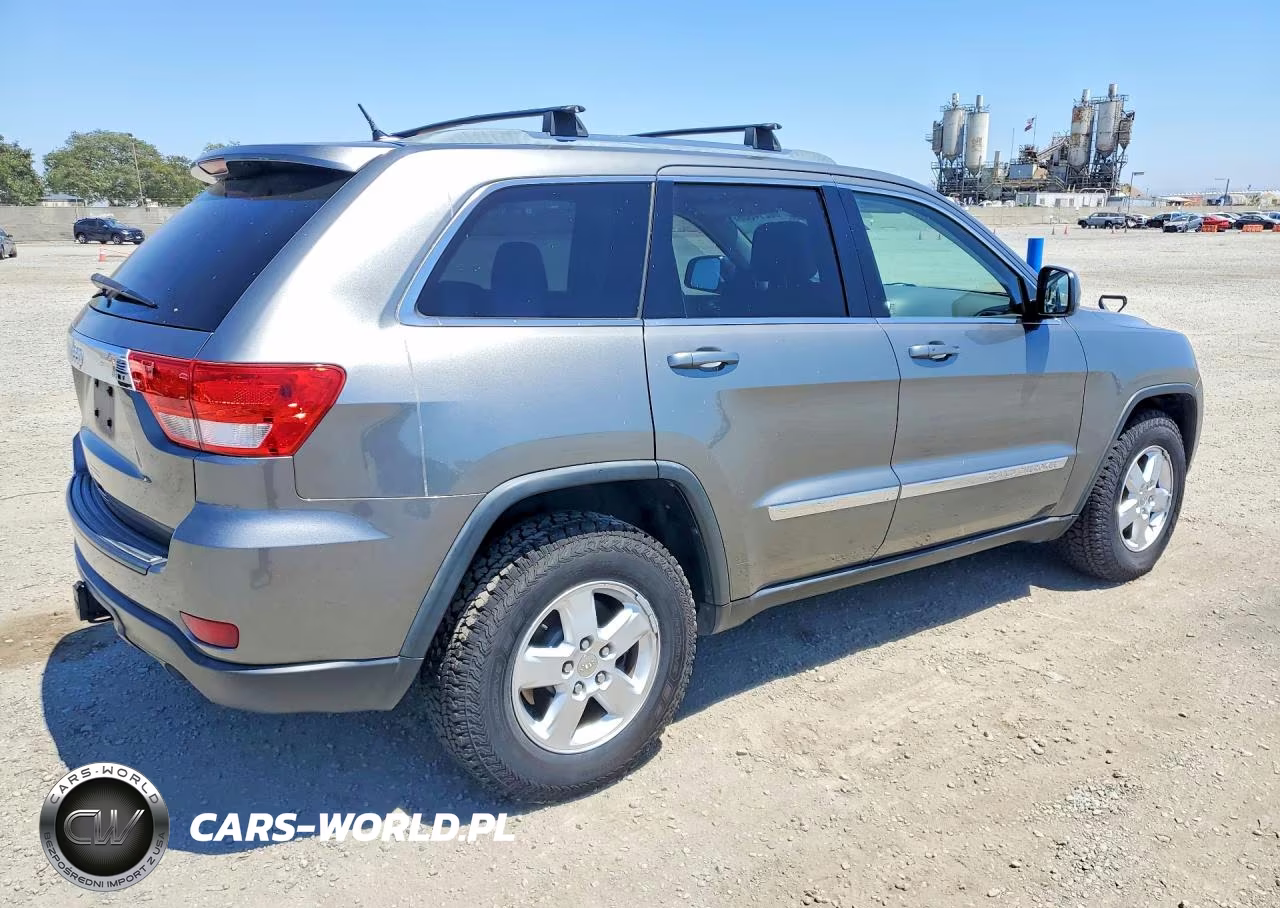 2012 Jeep Grand Cherokee Laredo VIN:1C4RJFAG6CC274146 - 3