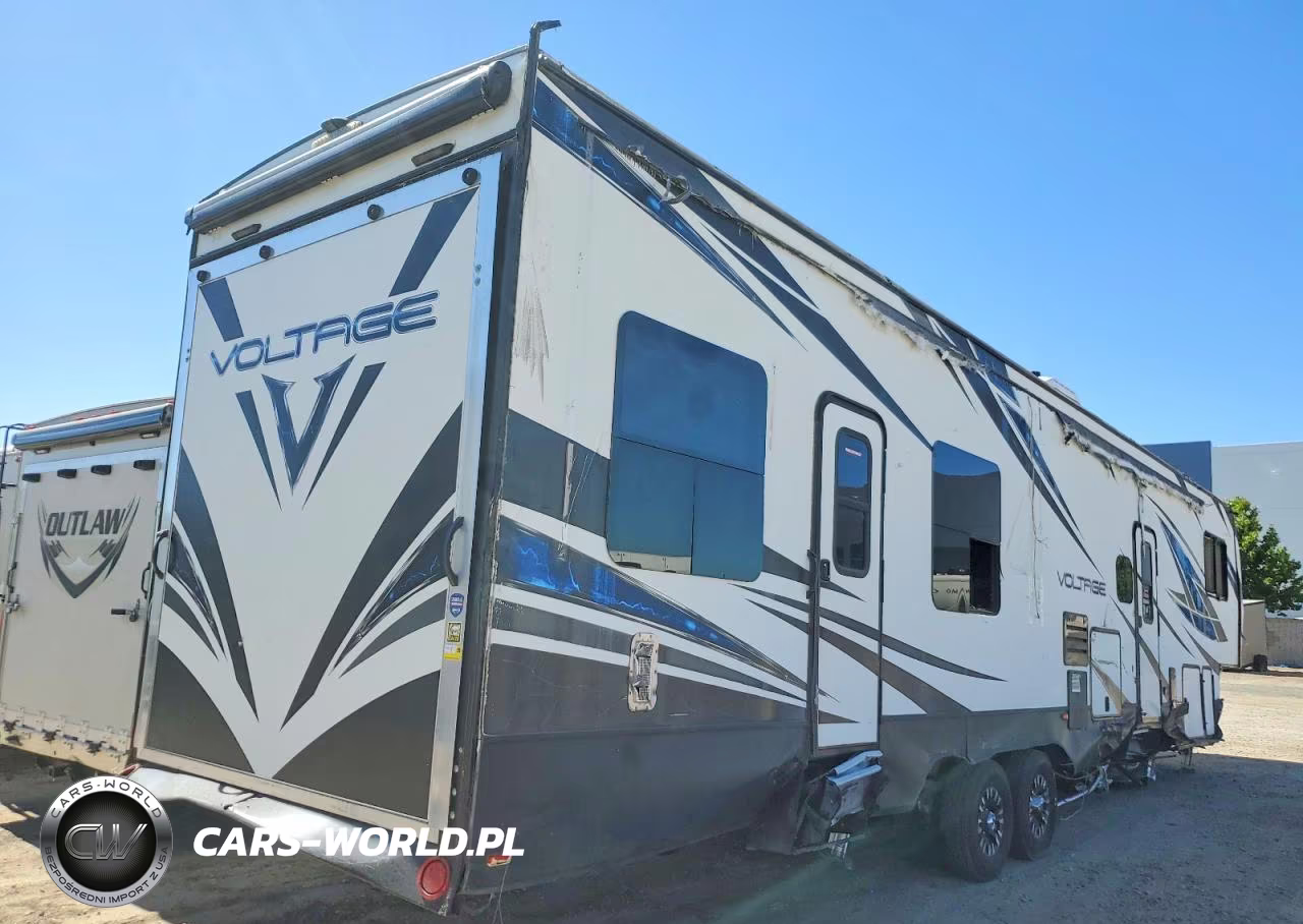 2018 Keystone Keystone VIN:4YDF38136JZ990901 - 4