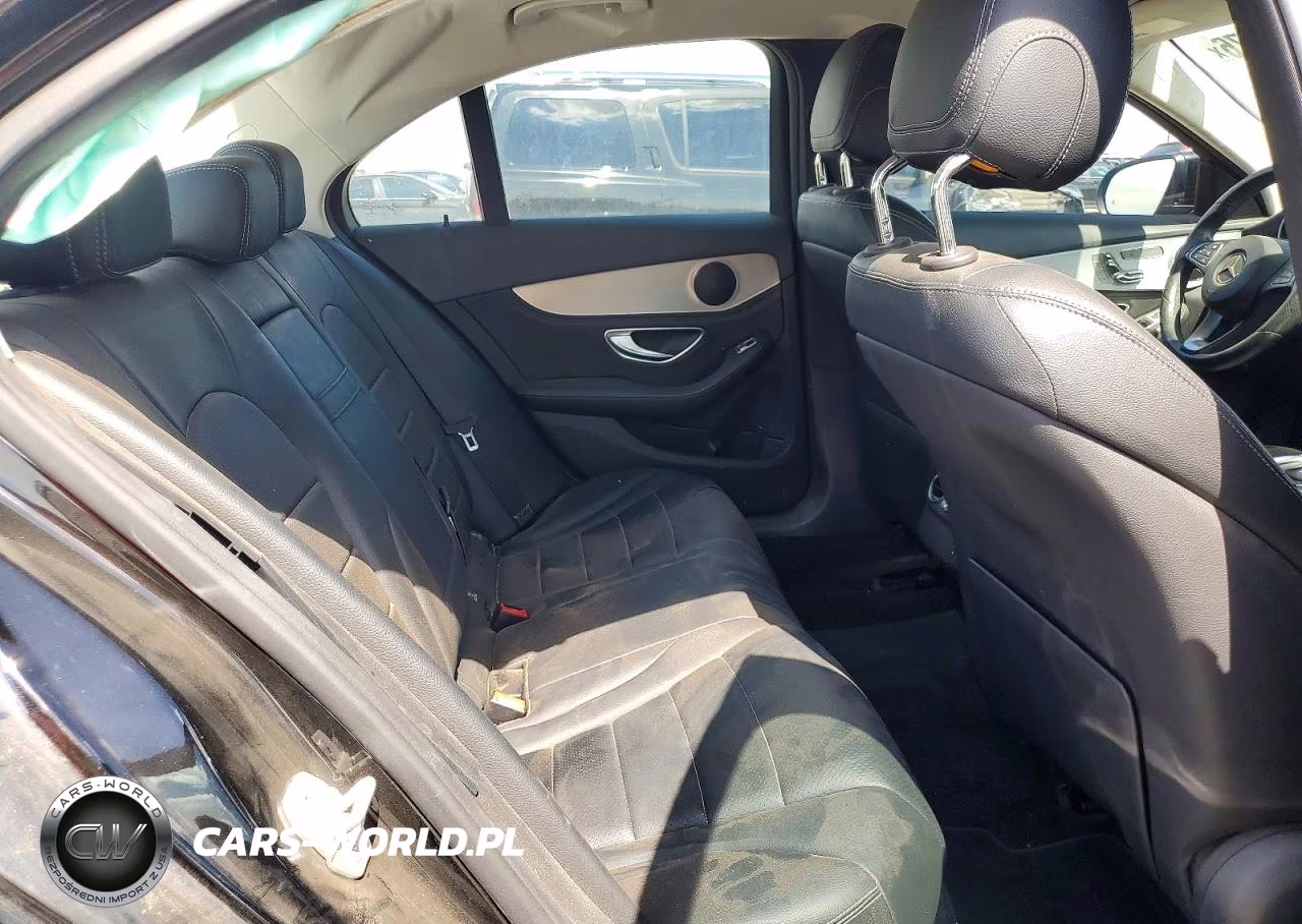 2016 Mercedes-Benz C 300 VIN:55SWF4JB0GU108886 - 10
