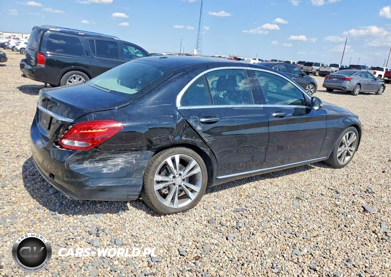 2016 Mercedes-Benz C 300 VIN:55SWF4JB0GU108886 - 3