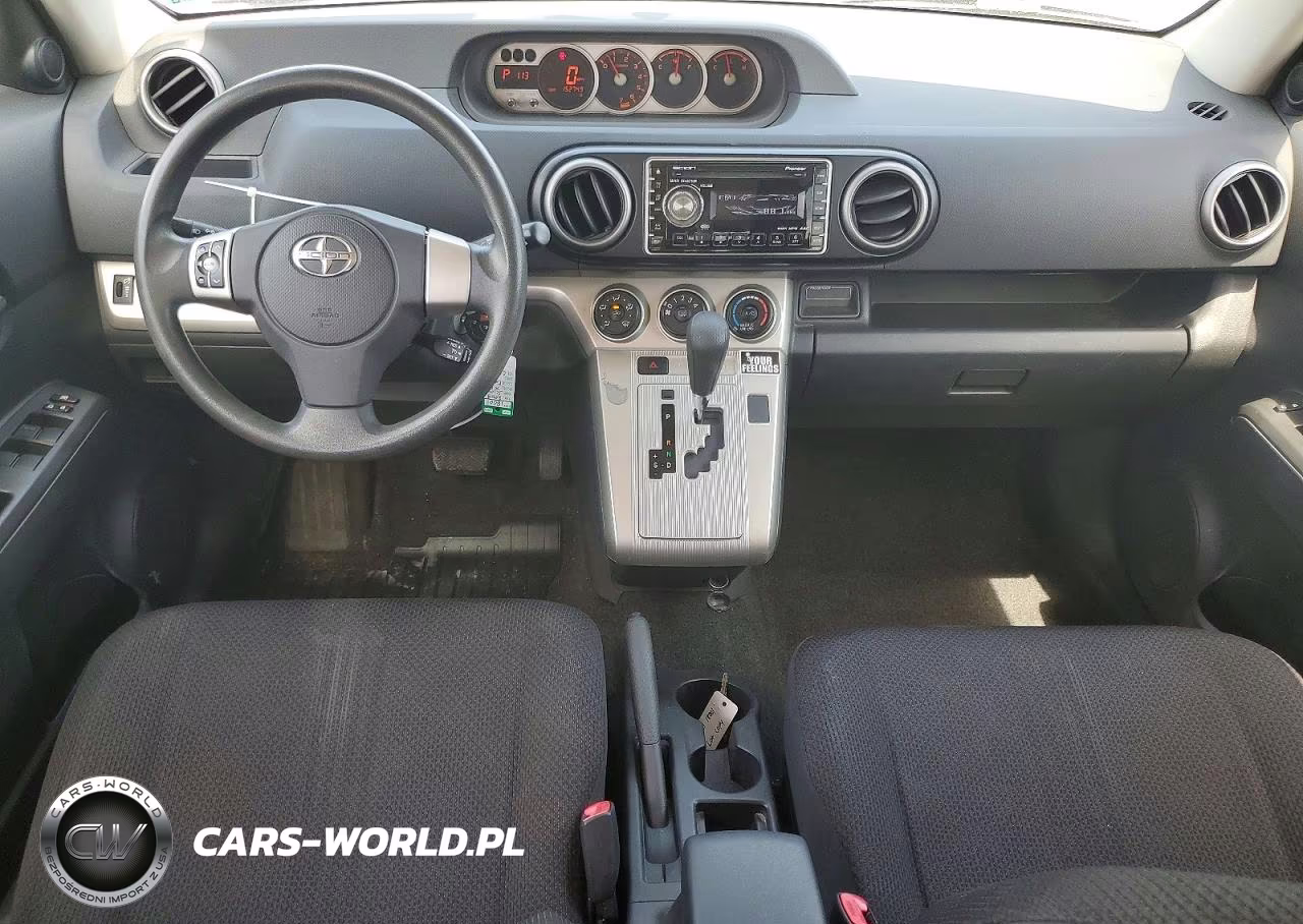 2008 Toyota Scion Xb VIN:JTLKE50E081057778 - 8