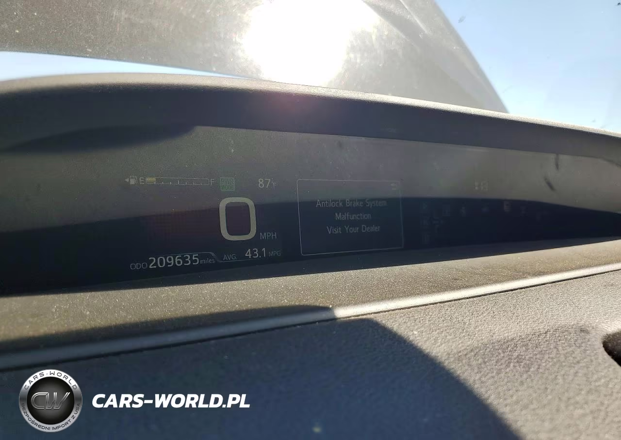 2017 Toyota Prius Two VIN:JTDKBRFU9H3050939 - 9