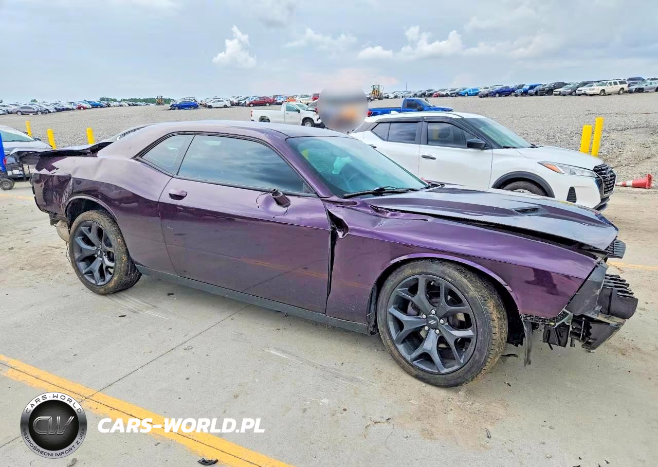 2020 Dodge Challenger Sxt VIN:2C3CDZAG7LH235887 - 4