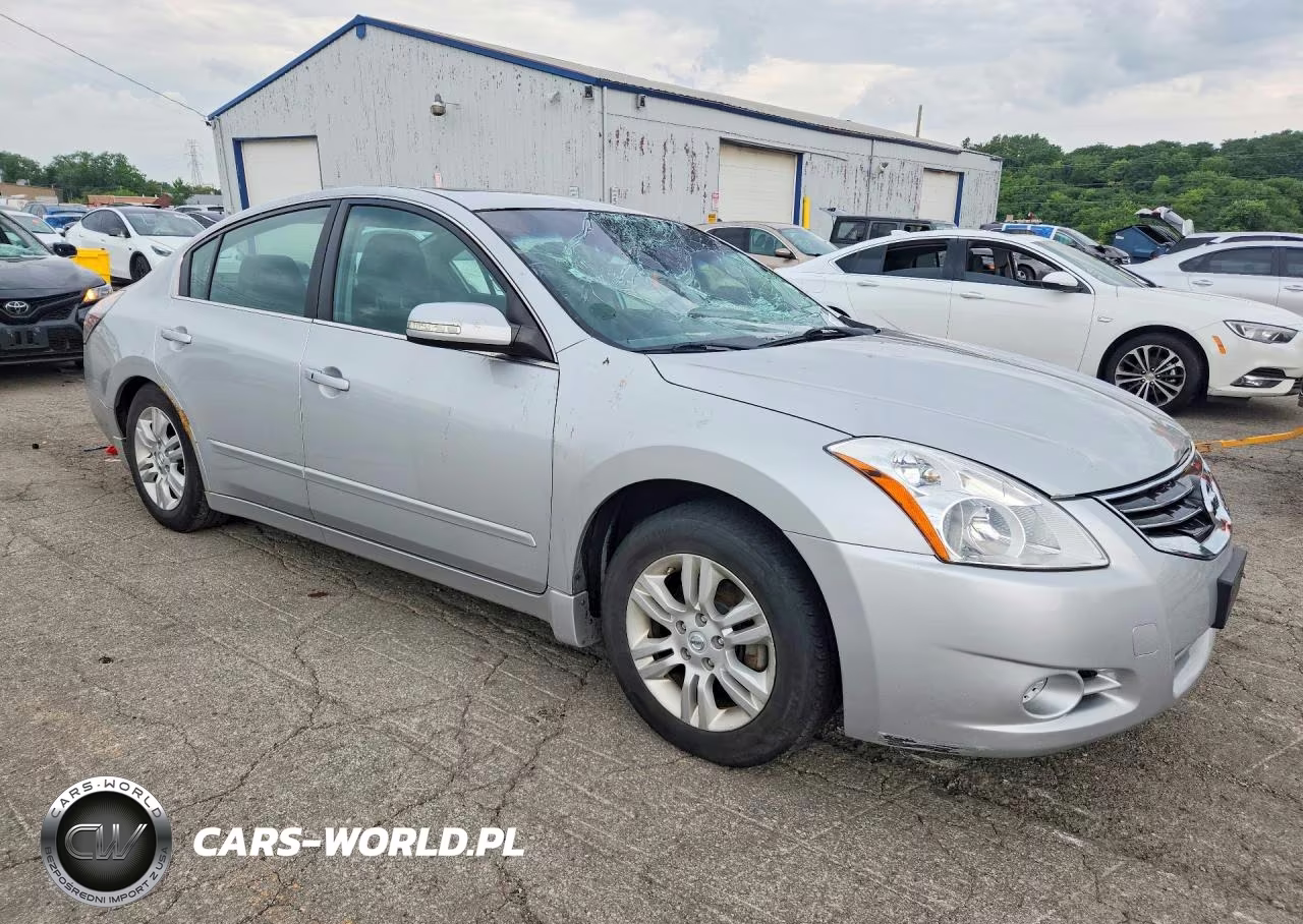 2011 Nissan Altima Base-S VIN:1N4AL2AP8BN406719 - 4