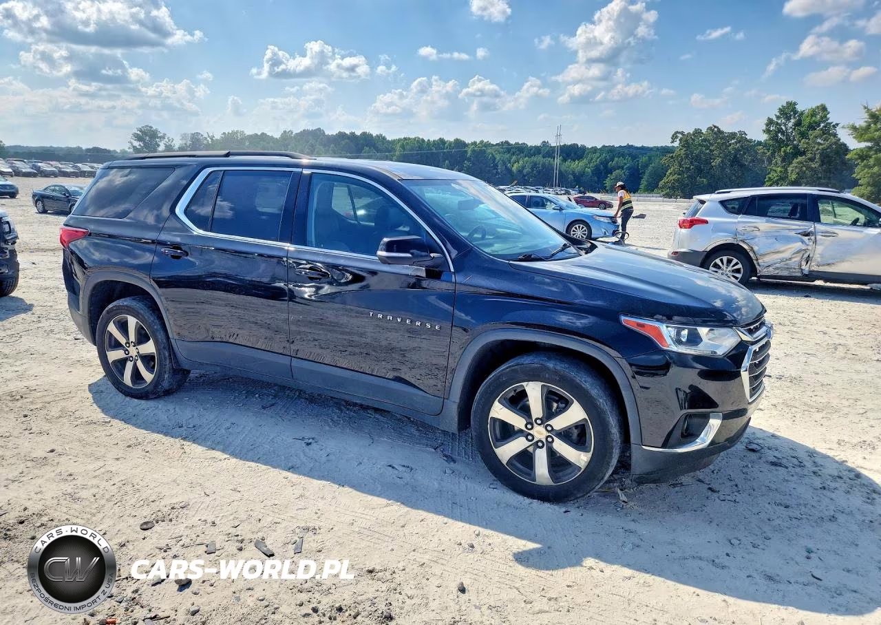 2021 Chevrolet Traverse Lt VIN:1GNERHKW8MJ155592 - 4