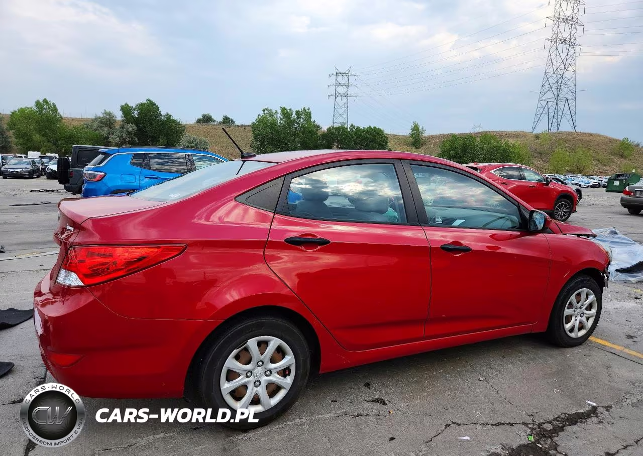 2012 Hyundai Accent Gls VIN:KMHCT4AE7CU085143 - 3