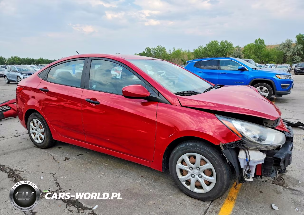 2012 Hyundai Accent Gls VIN:KMHCT4AE7CU085143 - 4