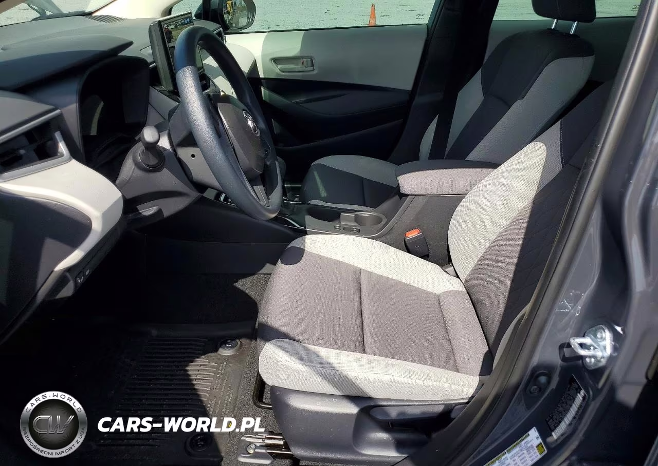 2026 Toyota Corolla Le VIN:5YFB4MDE6TP467184 - 7
