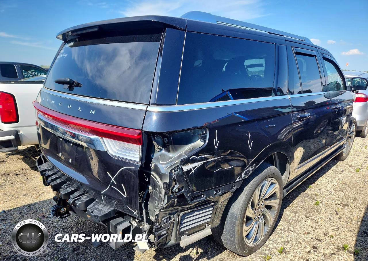 2024 Lincoln Navigator L VIN:5LMJJ3NG6REL12471 - 3