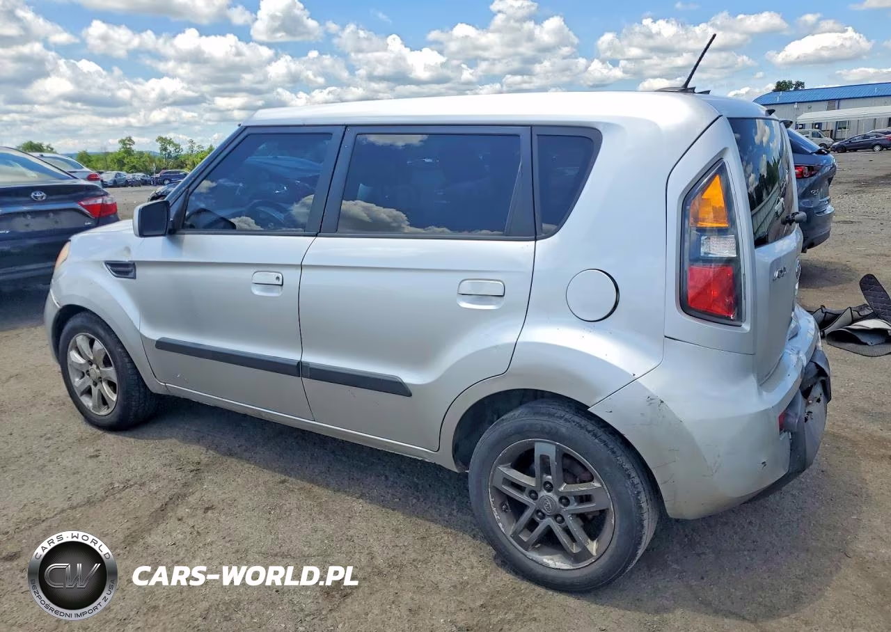 2010 Kia Soul VIN:KNDJT2A28A7155766 - 2