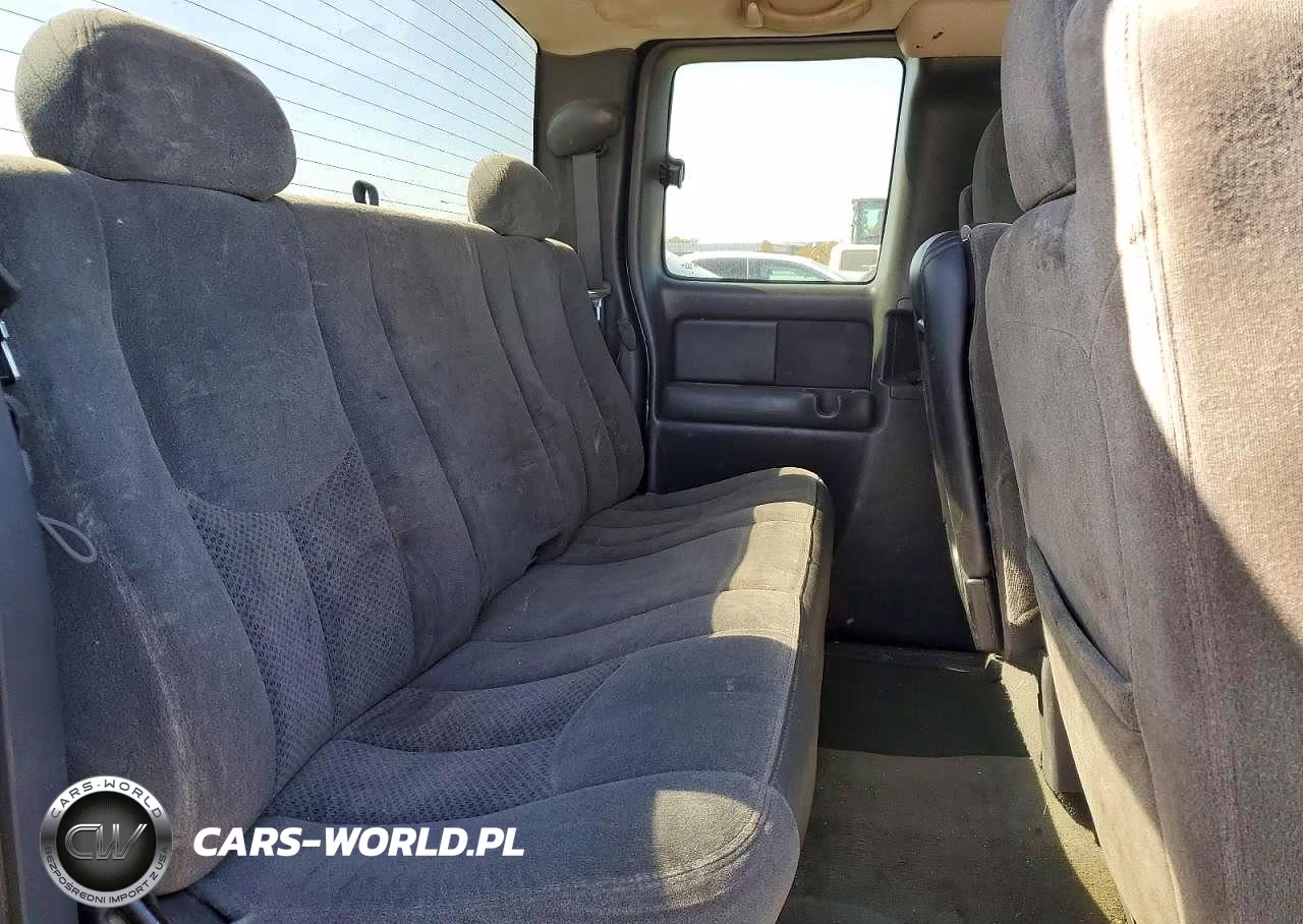 2004 Chevrolet Silverado C1500 VIN:2GCEC19V041233565 - 10