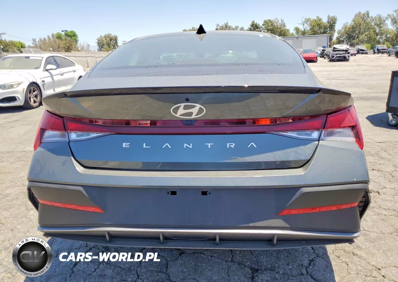 2026 Hyundai Elantra Sel Sport VIN:KMHLM4DG7TU146971 - 6