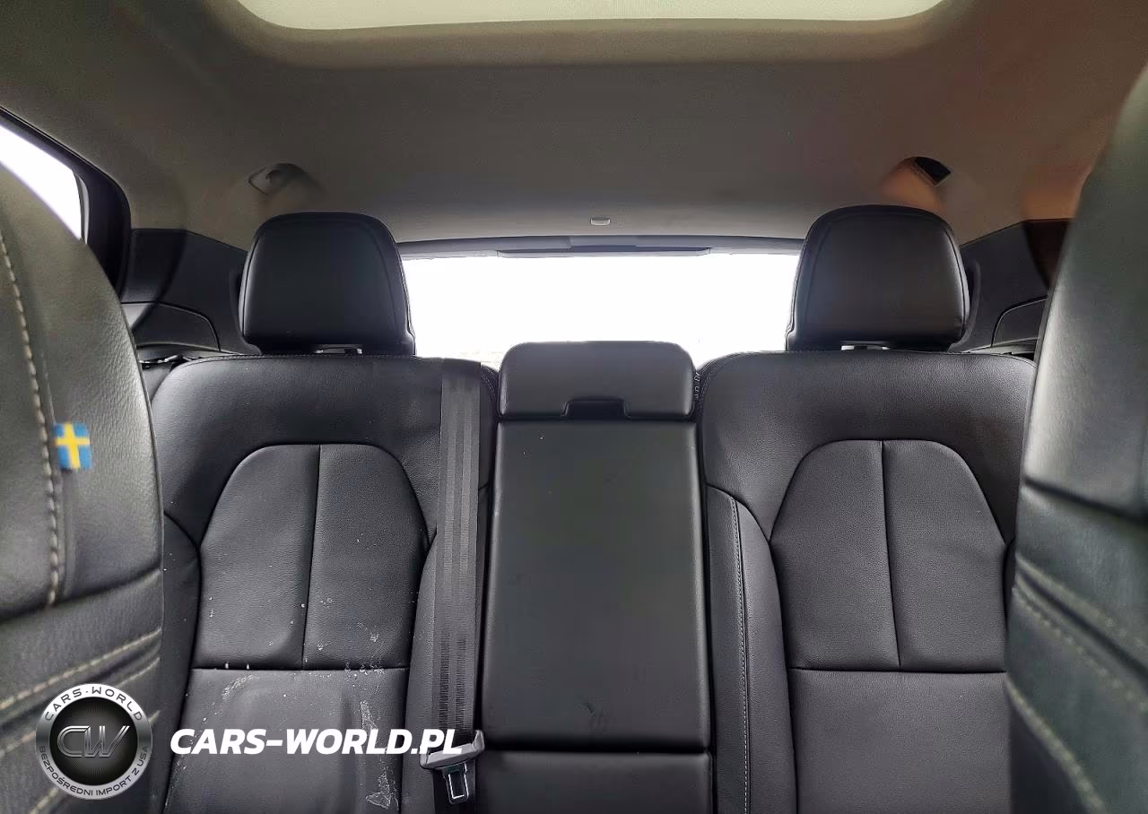 2019 Volvo Xc40 T5 Momentum VIN:YV4162UK7K2083828 - 10