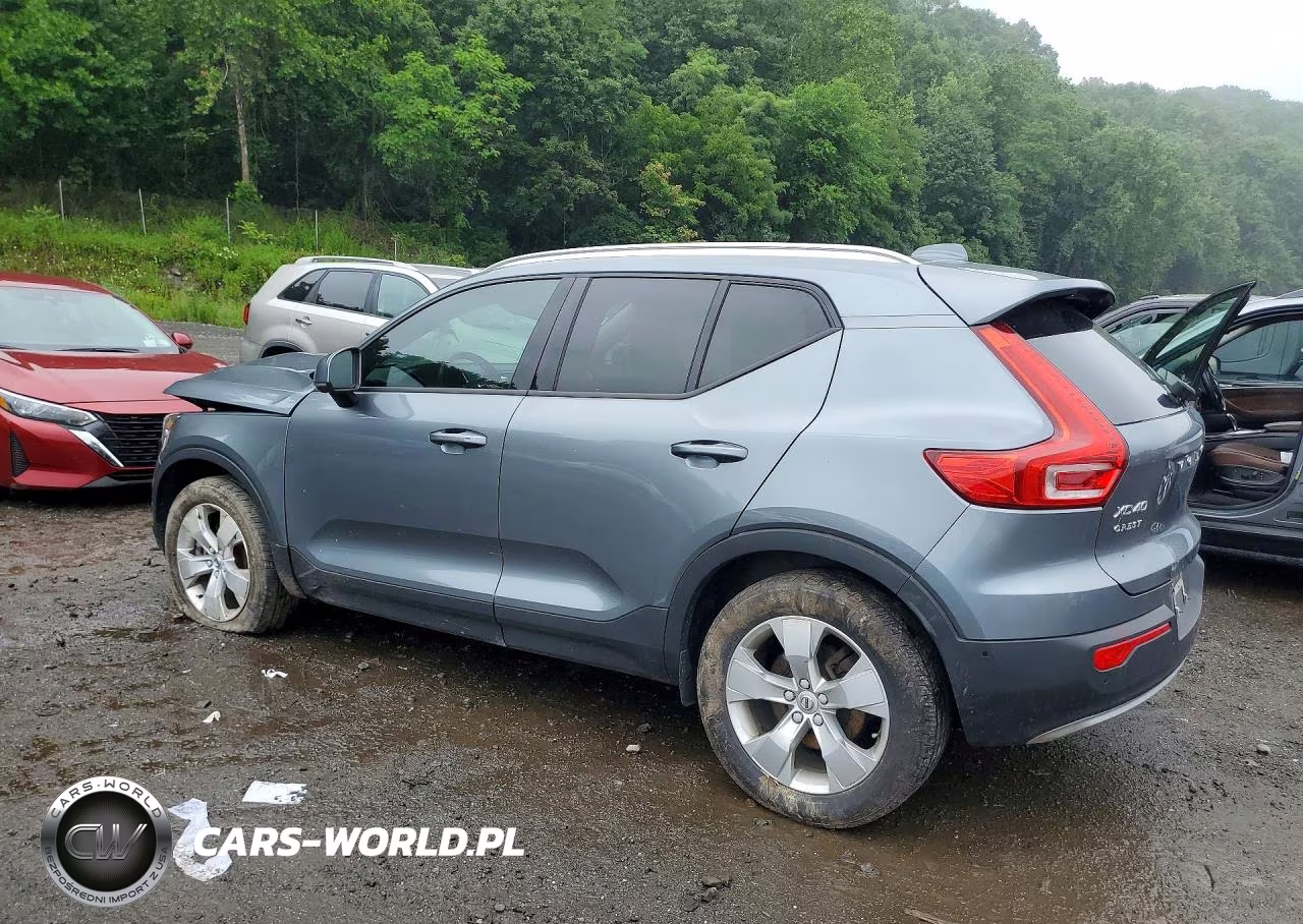 2019 Volvo Xc40 T5 Momentum VIN:YV4162UK7K2083828 - 2